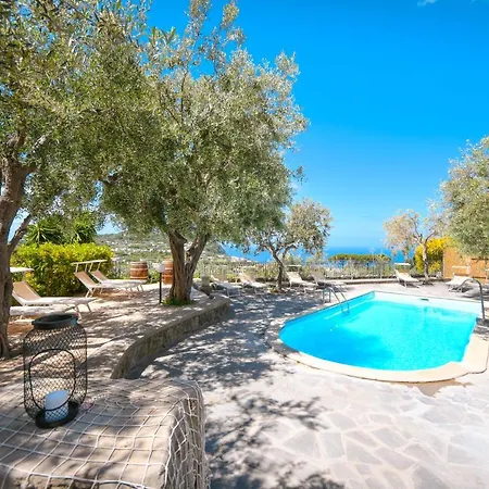 Pietra Apartment