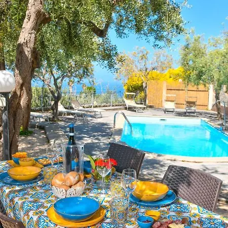 Pietra Apartment Forio (Isola d'Ischia)